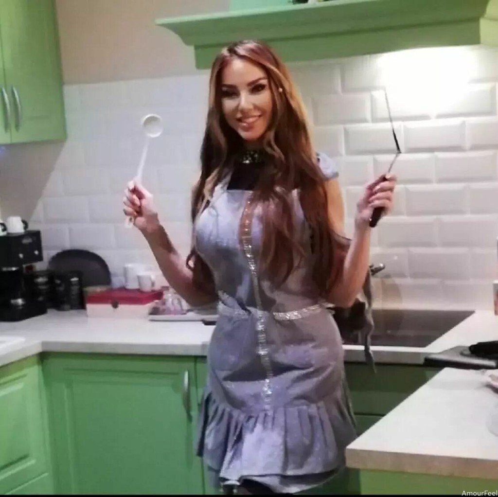 Darina, 32