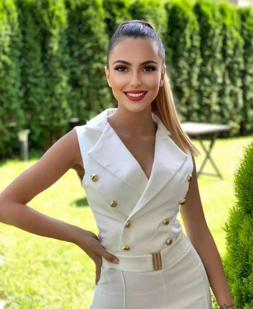 Kristina, 20