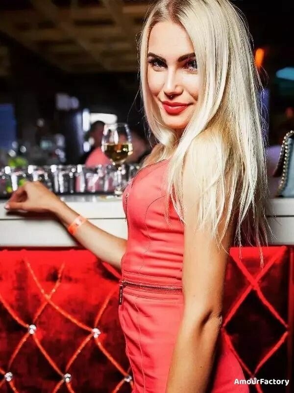 Anastasia, 30