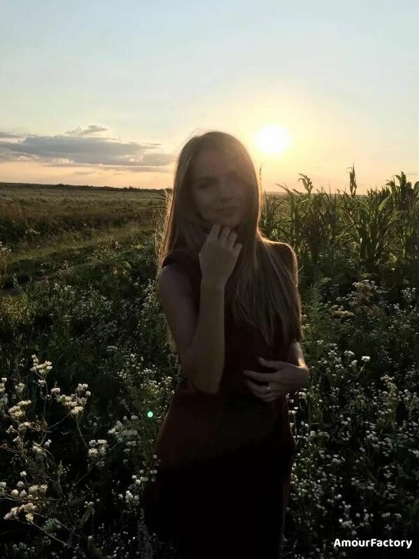 Elena, 29